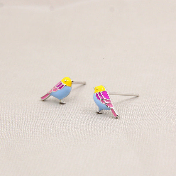 45 degree view of the silver version