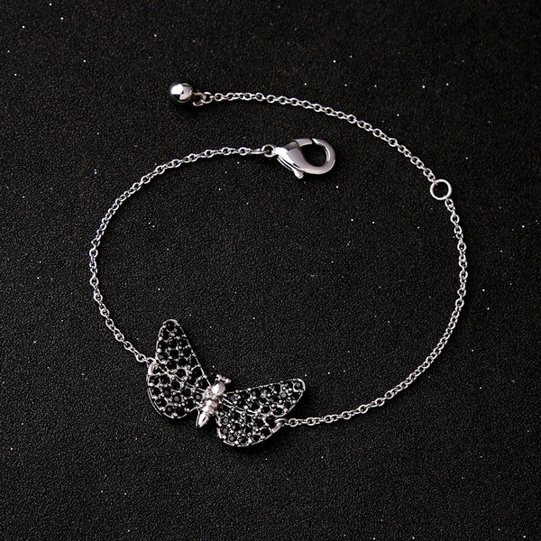 The bracelet is with adjustable lobster clip