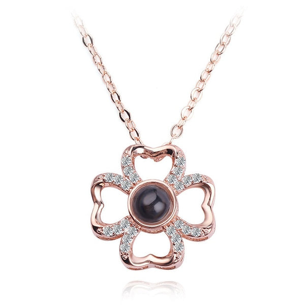 pendant in lucky clover shape (rose gold)