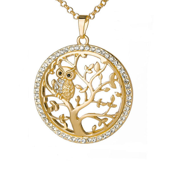 Pendant of the Gold owl necklace for women