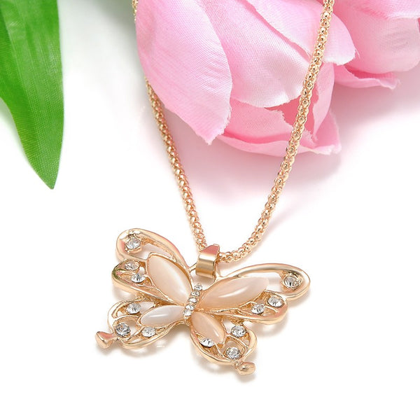 Big butterfly necklace Statement necklace for women (pendant front view)