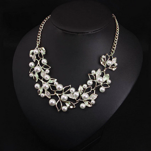 Flower necklace statement necklace for women Silver