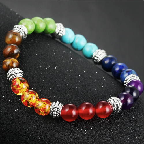 Beaded bracelets made of stones of 7 colors