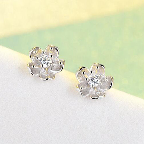 Snowy sakura flower earrings Sterling silver stud earrings for women Cheap earring (pic 3)