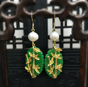 Dangle earrings for women, with jade and pearls
