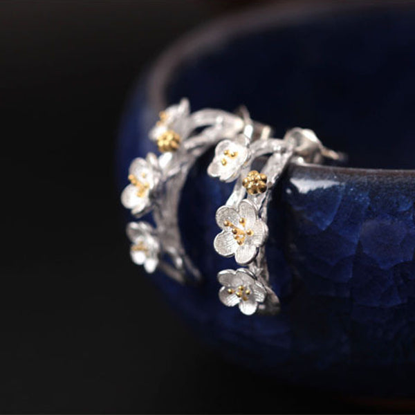 sakura flower earrings Sterling silver stud earrings for women Cheap ear rings (side view)