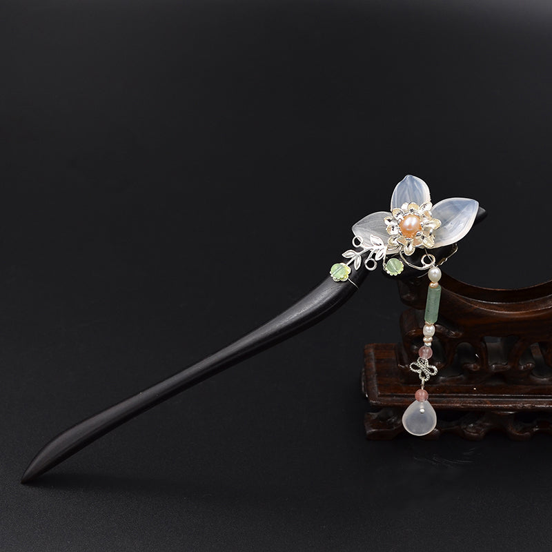 hair stick made of black sandalwood and white agate